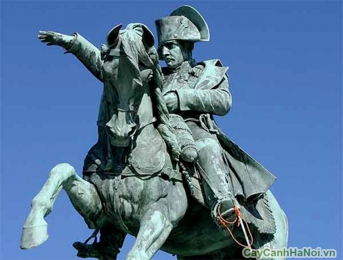 Tượng Napoleon cưỡi ngựa 